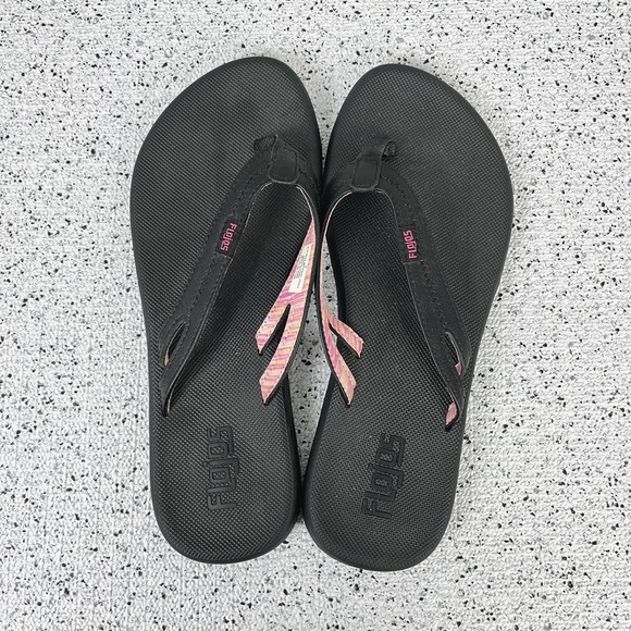 Flojos Shoes - Flojos Black Pink Thong Flip Flop Sandals Womens Size 9 Casual Beach